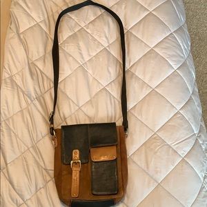 Vaan & Co crossbody purse